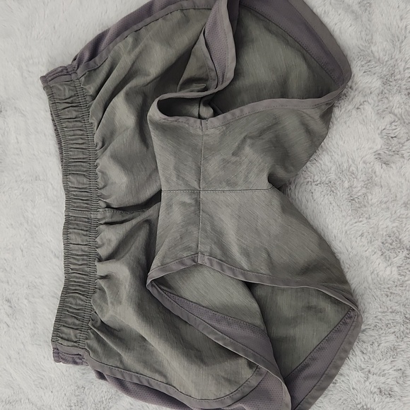 NIKE DRI-FIT shorts - Picture 6 of 6